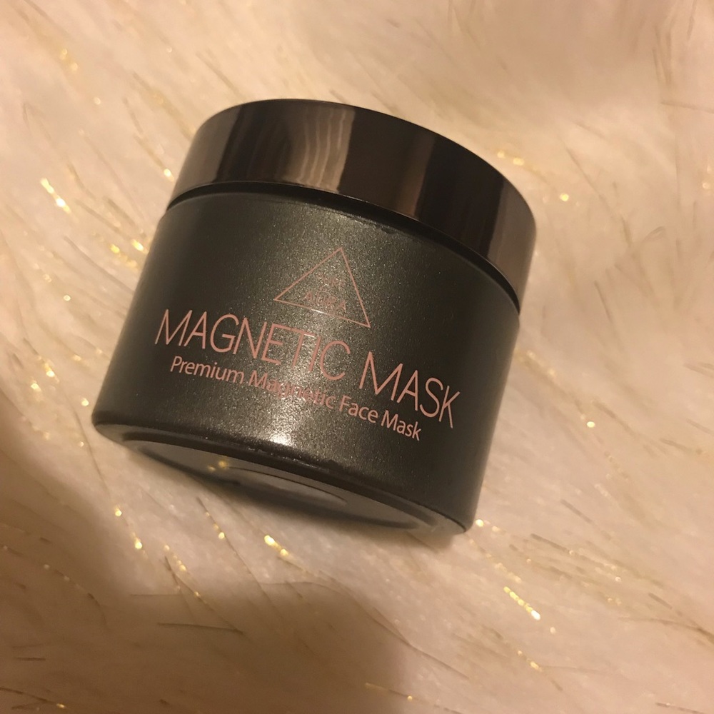 Pure Aura magnetic‎ face mask
